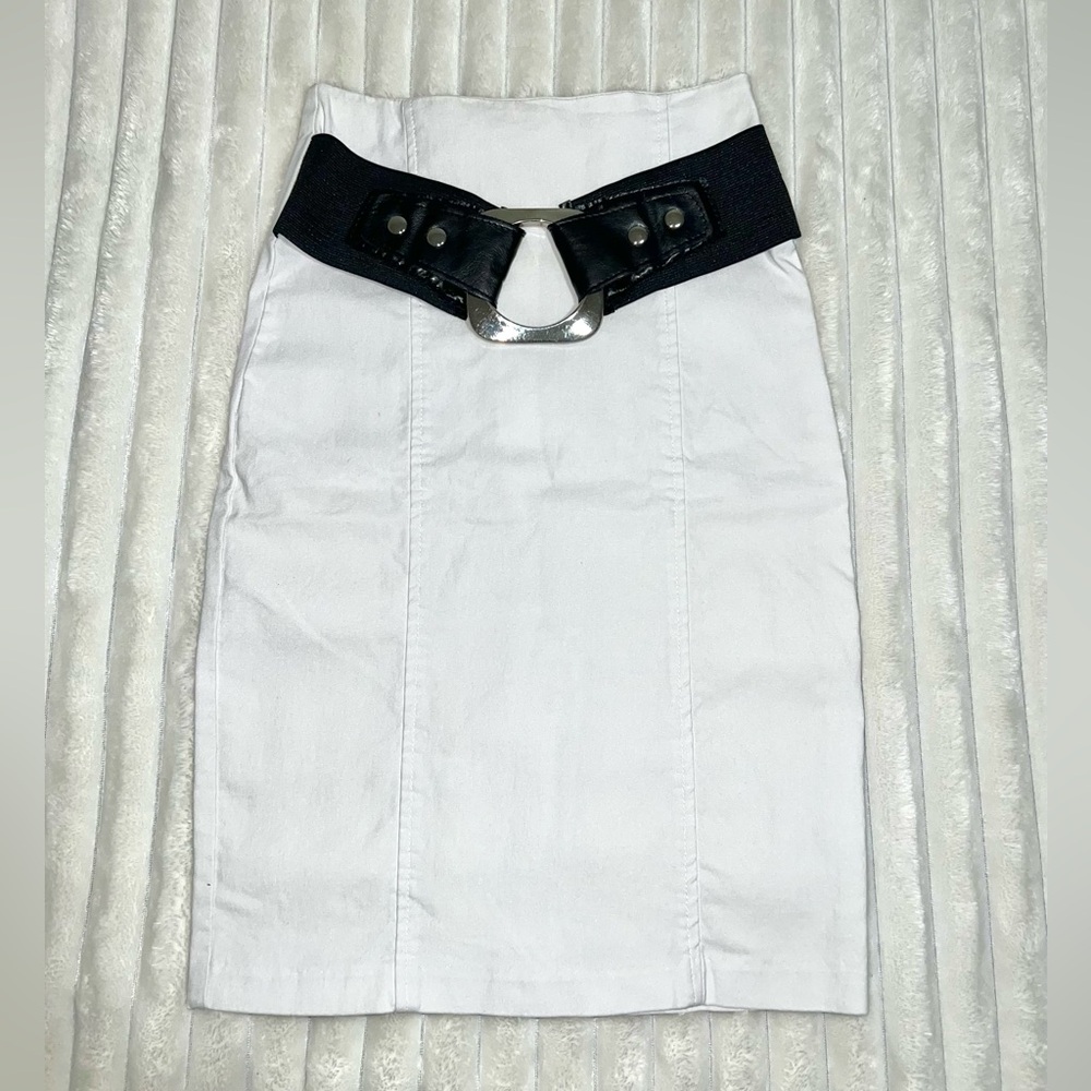 Vintage Limité Belted Skirt